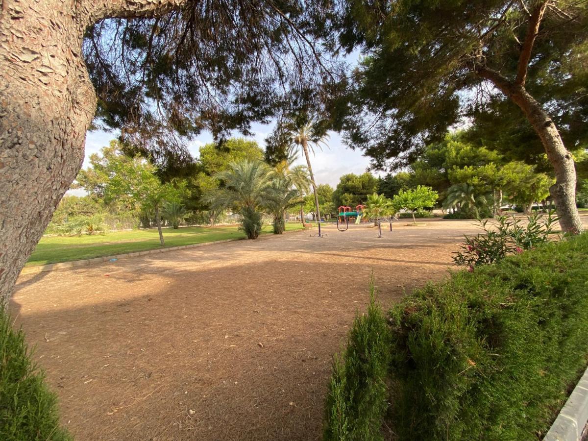 Orihuela Costa 3 Bdr Condo On La Zenia Beach With Patio Ngoại thất bức ảnh