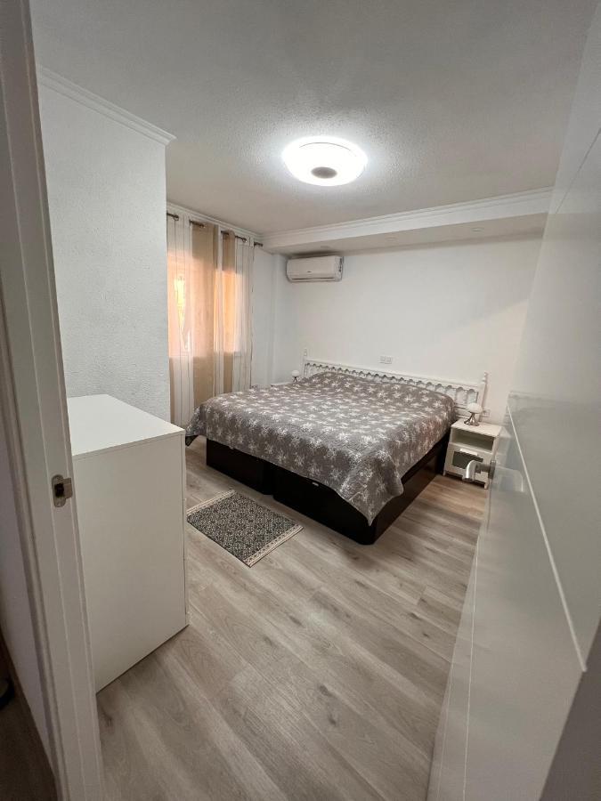 Orihuela Costa 3 Bdr Condo On La Zenia Beach With Patio Ngoại thất bức ảnh